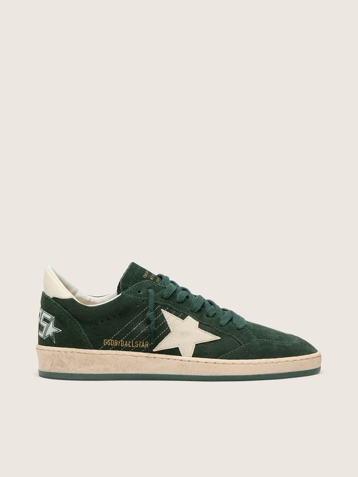 Golden Goose - Ball Star Feminino de suede verde com estrela e tal&atilde;o de couro branco in 